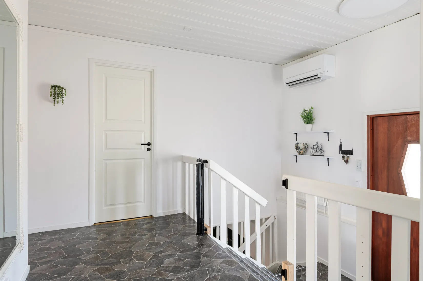 Villa, Mikael Hackes plan 5, Mjölby