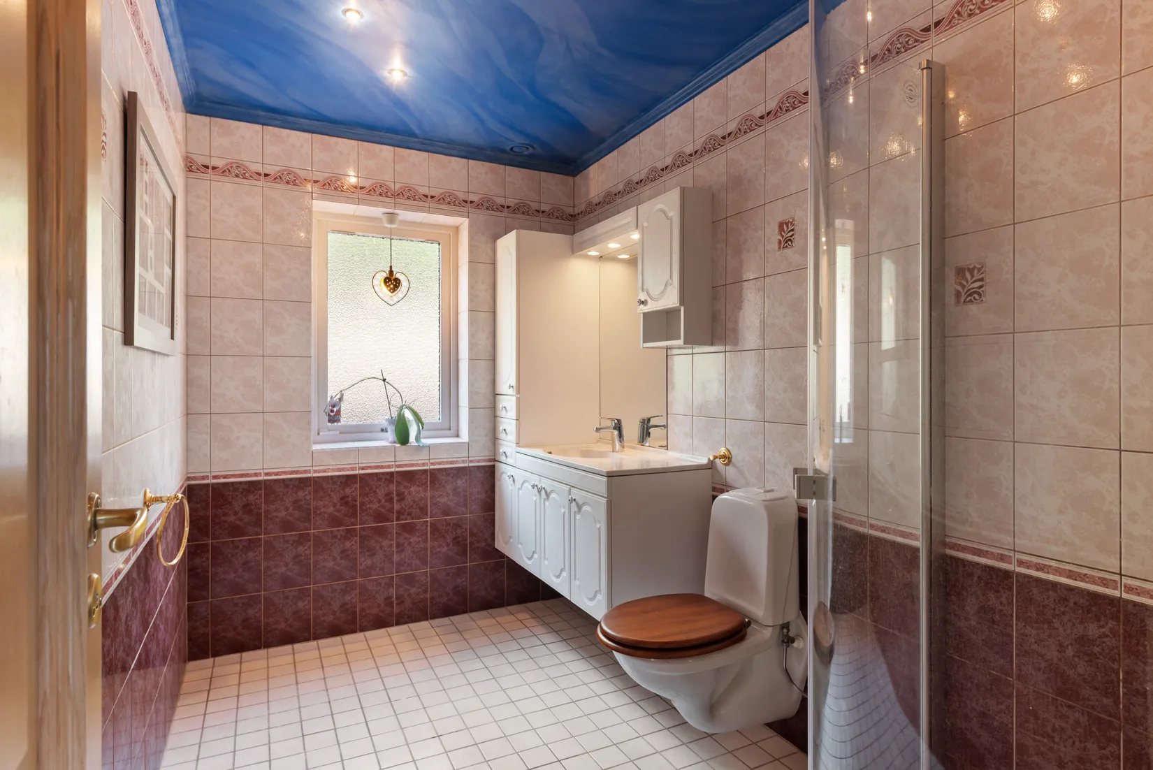 Villa, Hamnvägen 15, Centralt - Gransäter, Norrtälje