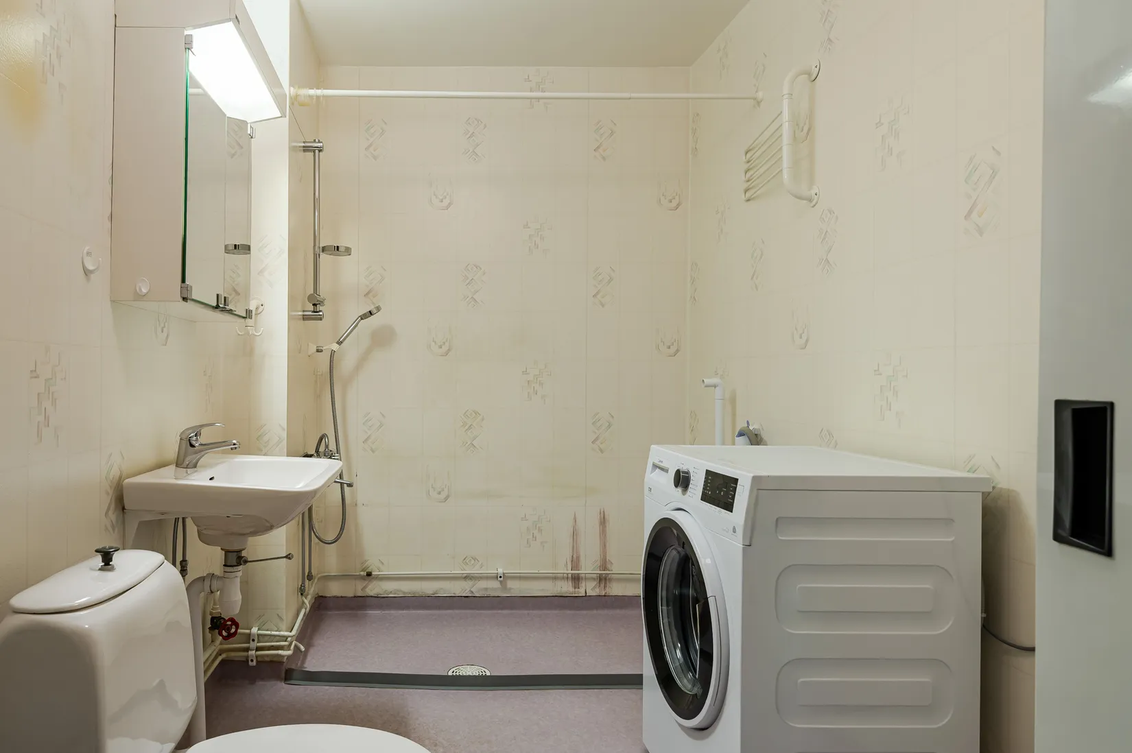 Bostadsrätt, Kvarngatan 17B, 1 vån, Motala Verkstad, Motala