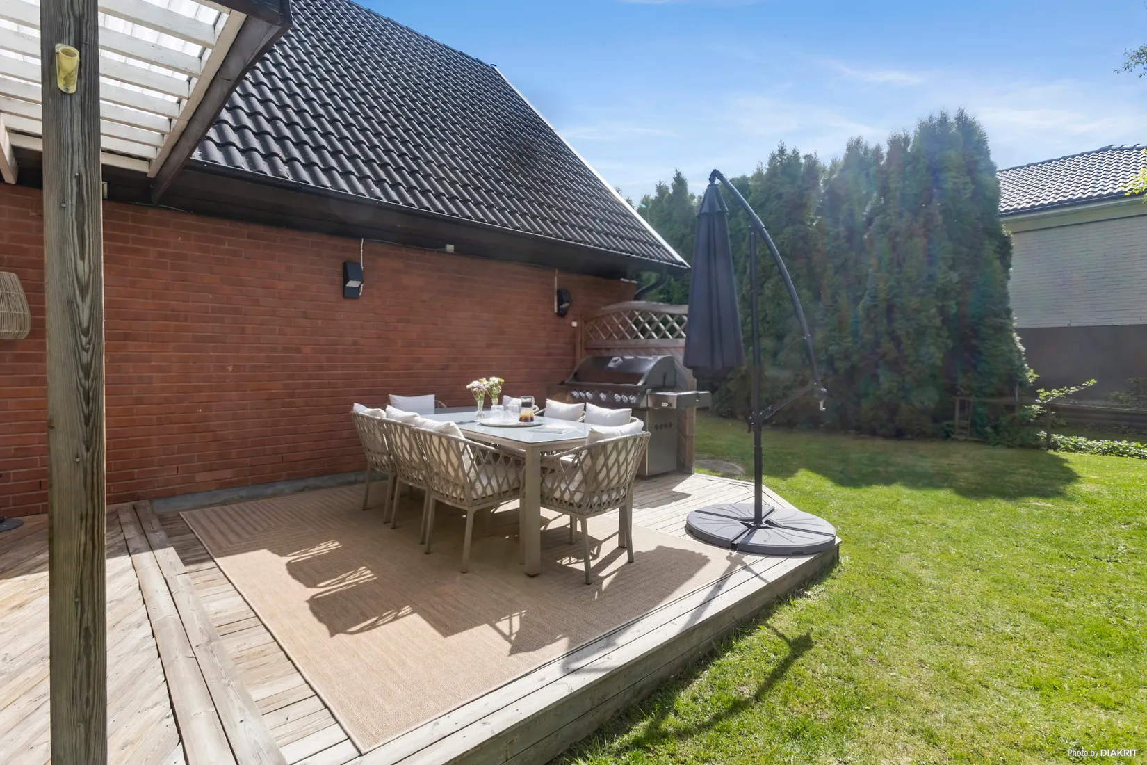 Villa, Sångarvägen 16, Ella park, Täby