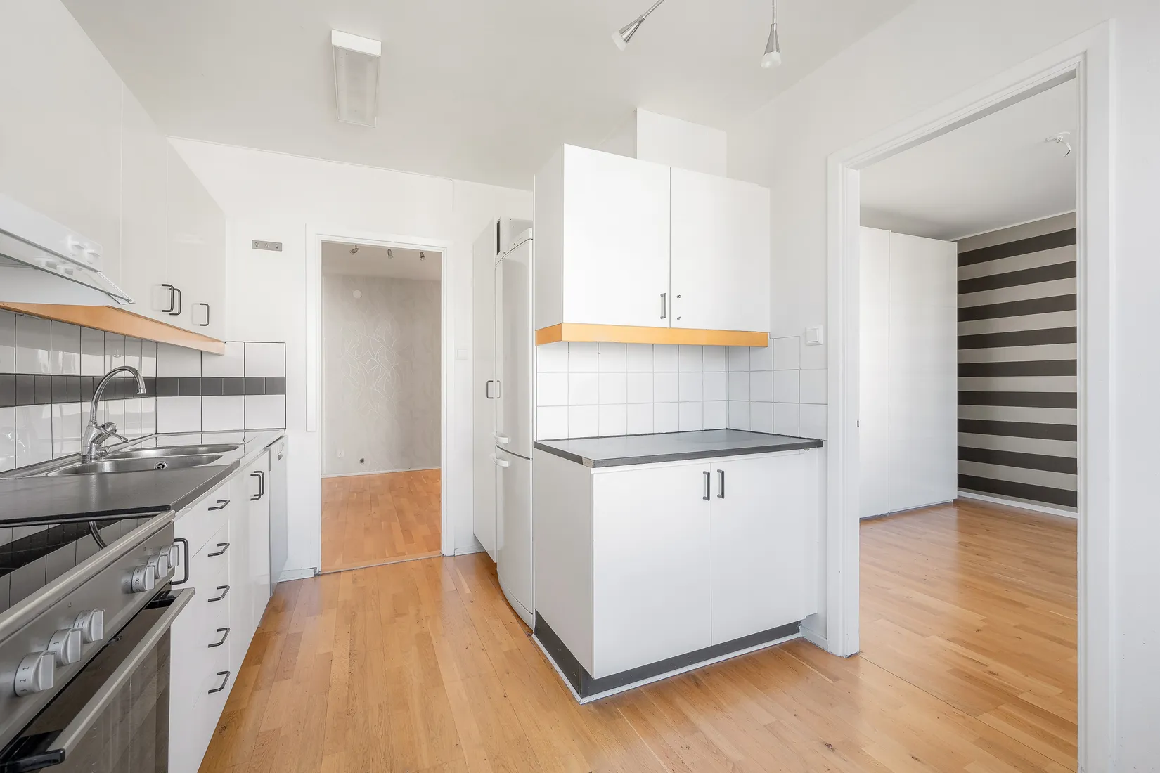 Bostadsrätt, Astrakangatan 85, 2tr, Hässelby Gård, Stockholm