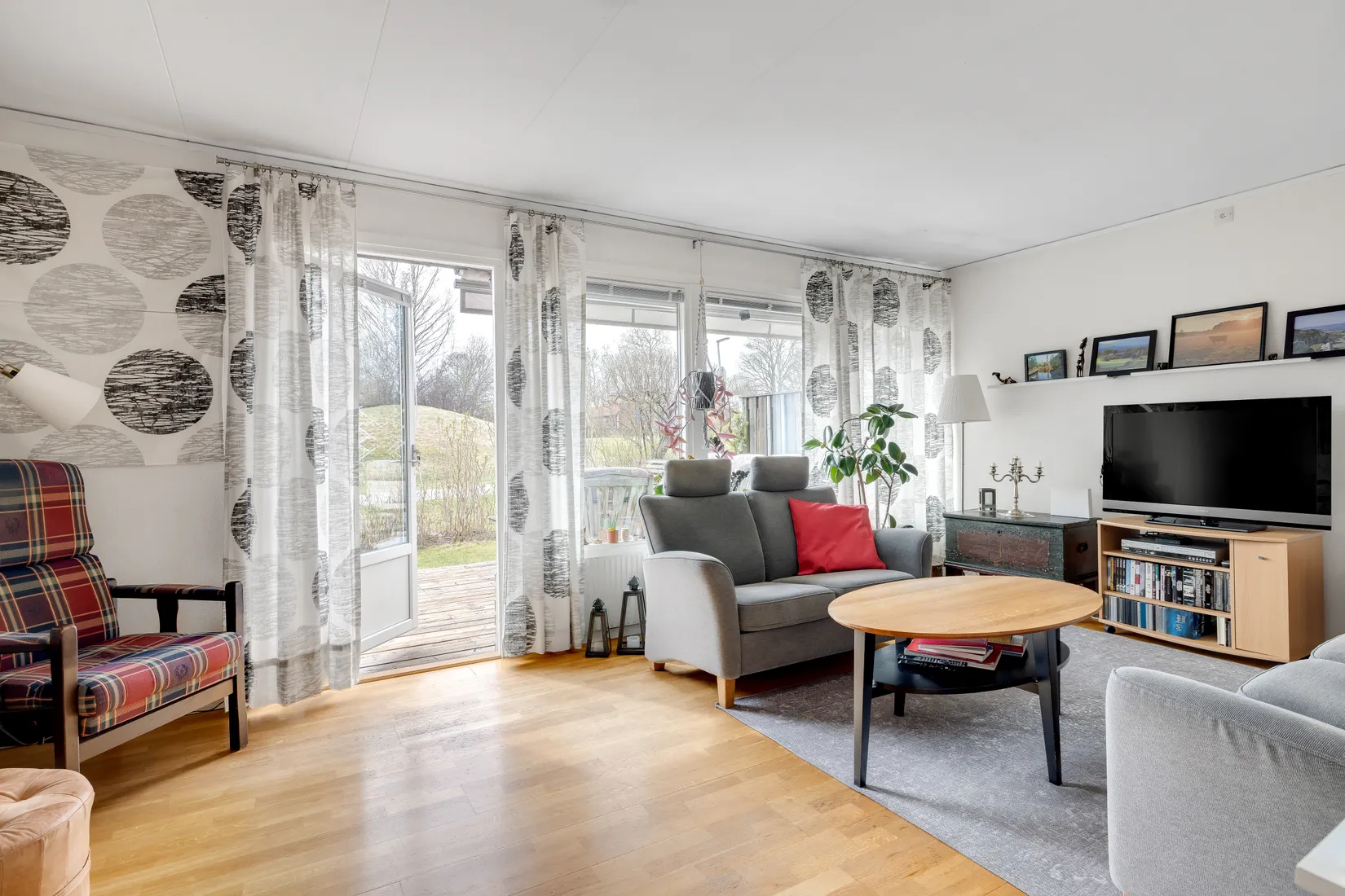 Villa, Radhus, Bonadsvägen 6, Nåntuna, Uppsala