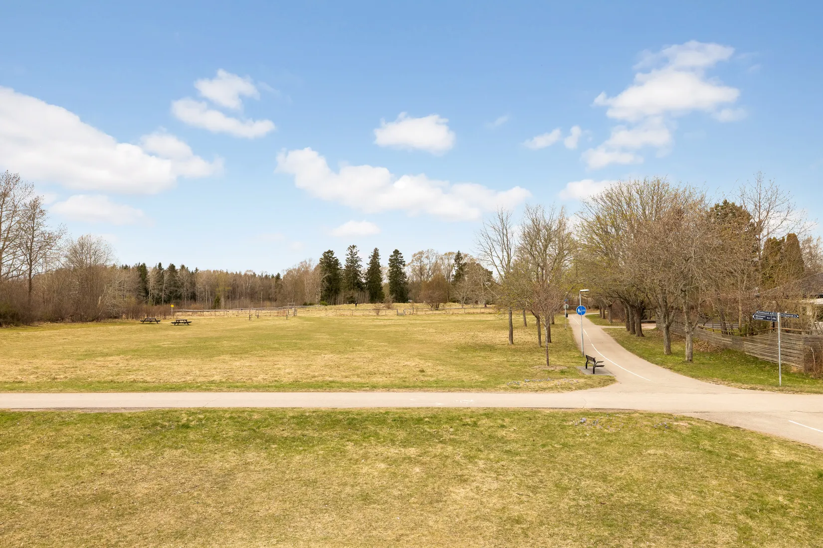 Villa, Radhus, Bonadsvägen 6, Nåntuna, Uppsala