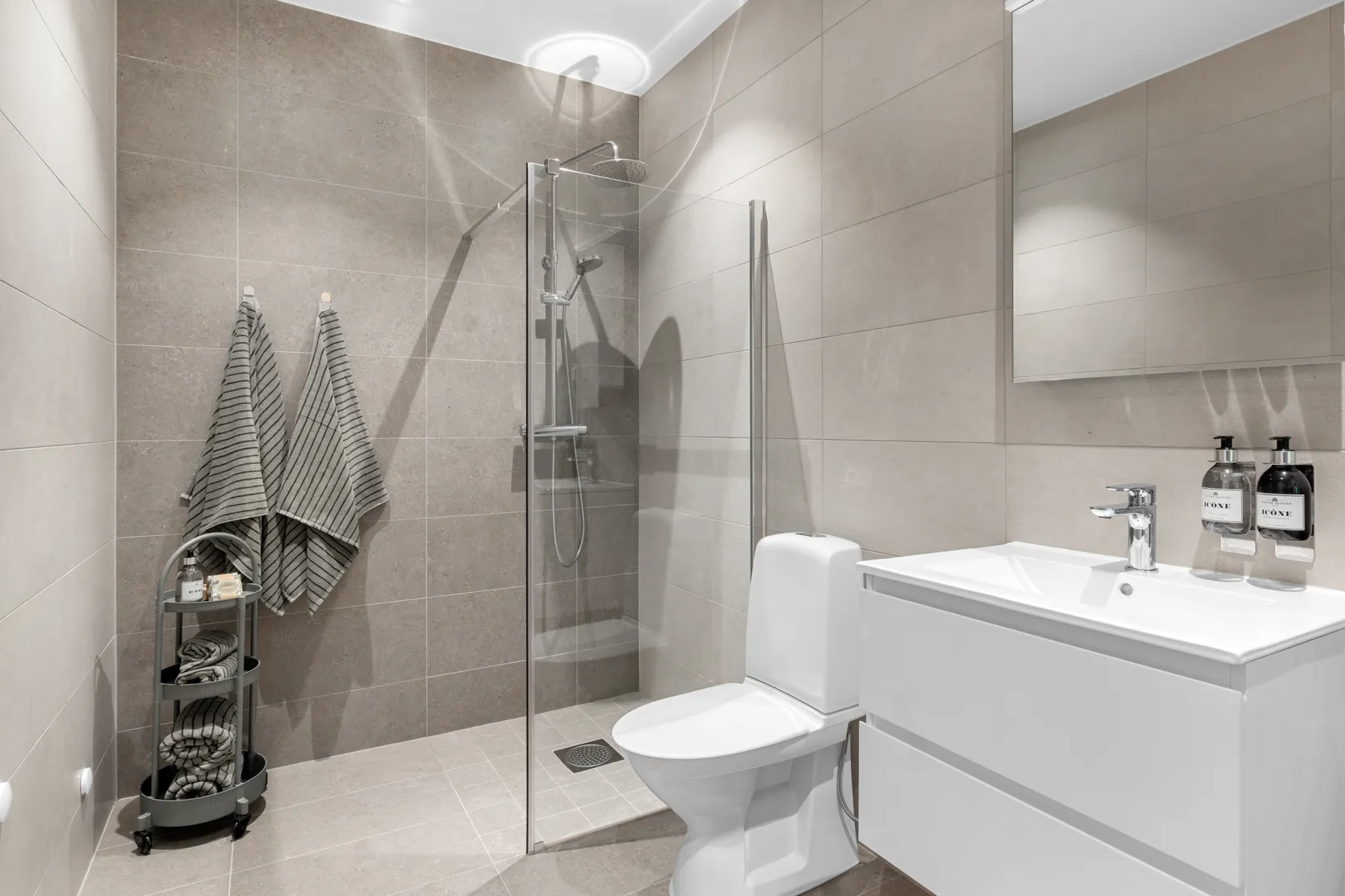Bostadsrätt, Radhus, Vidablicksvägen 3C, Skälsätra, Tyresö