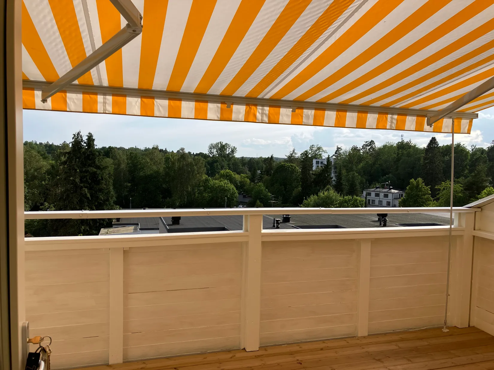 Radhus, Glädjegången 28, Trollbäcken, Tyresö