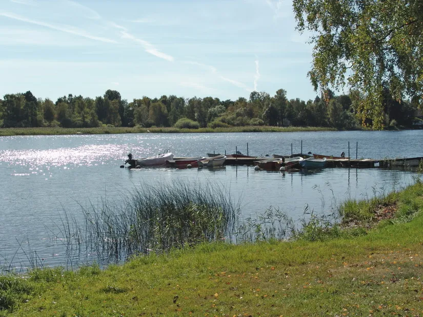 Radhus, Glädjegången 28, Trollbäcken, Tyresö