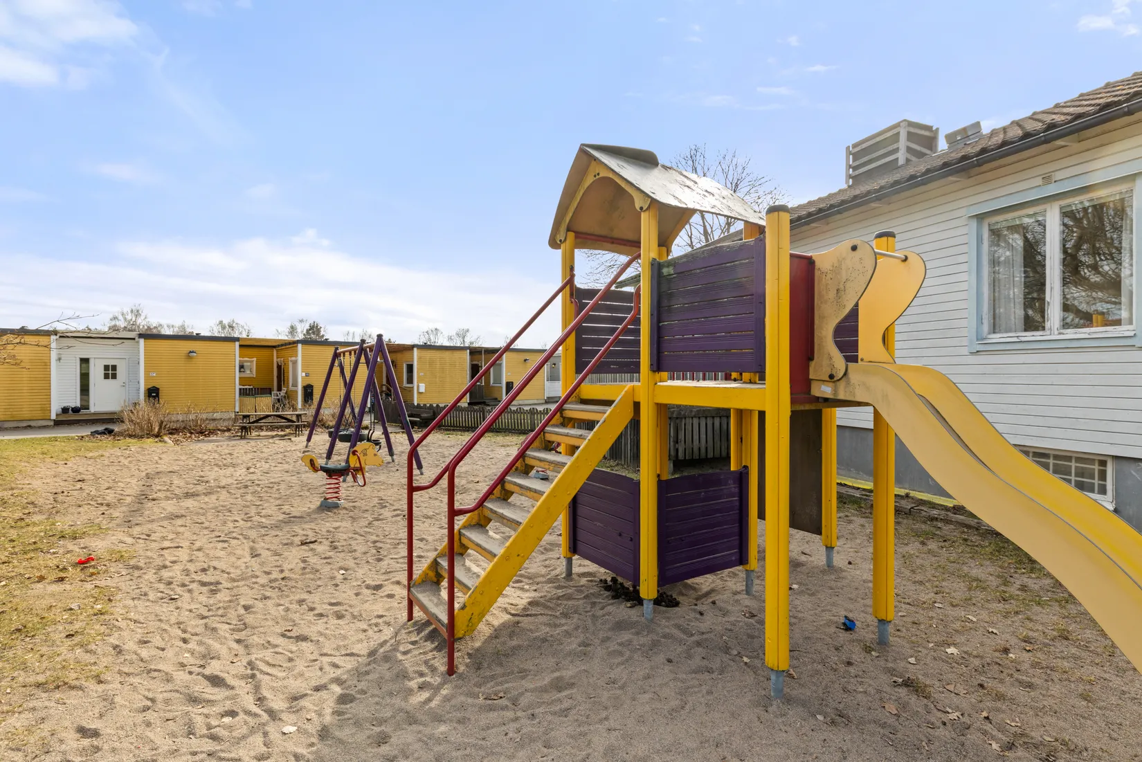 Radhus, Glädjegången 28, Trollbäcken, Tyresö