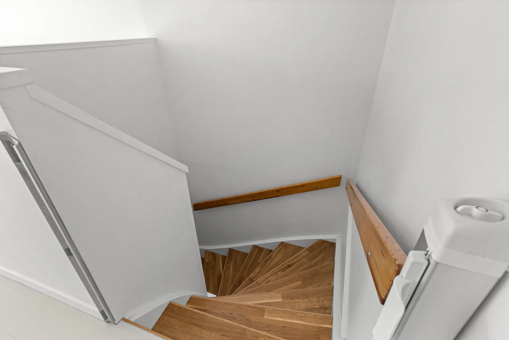 Radhus, Glädjegången 28, Trollbäcken, Tyresö