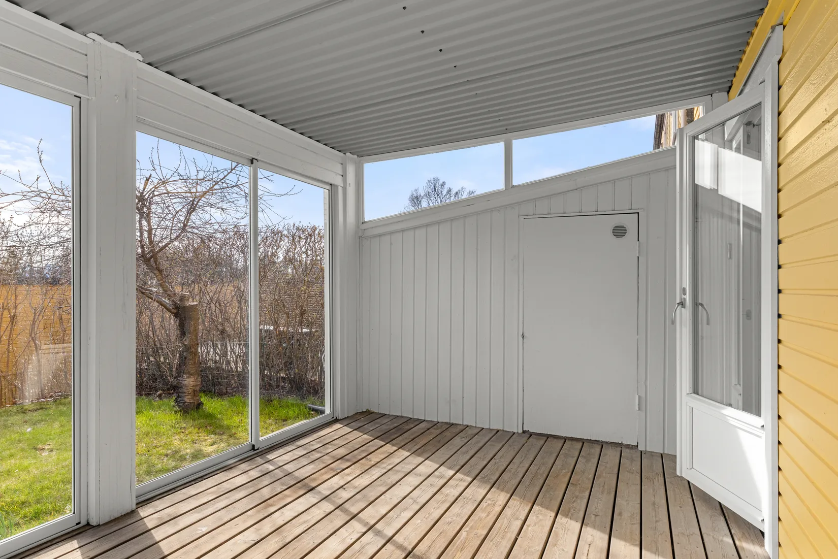 Radhus, Glädjegången 28, Trollbäcken, Tyresö