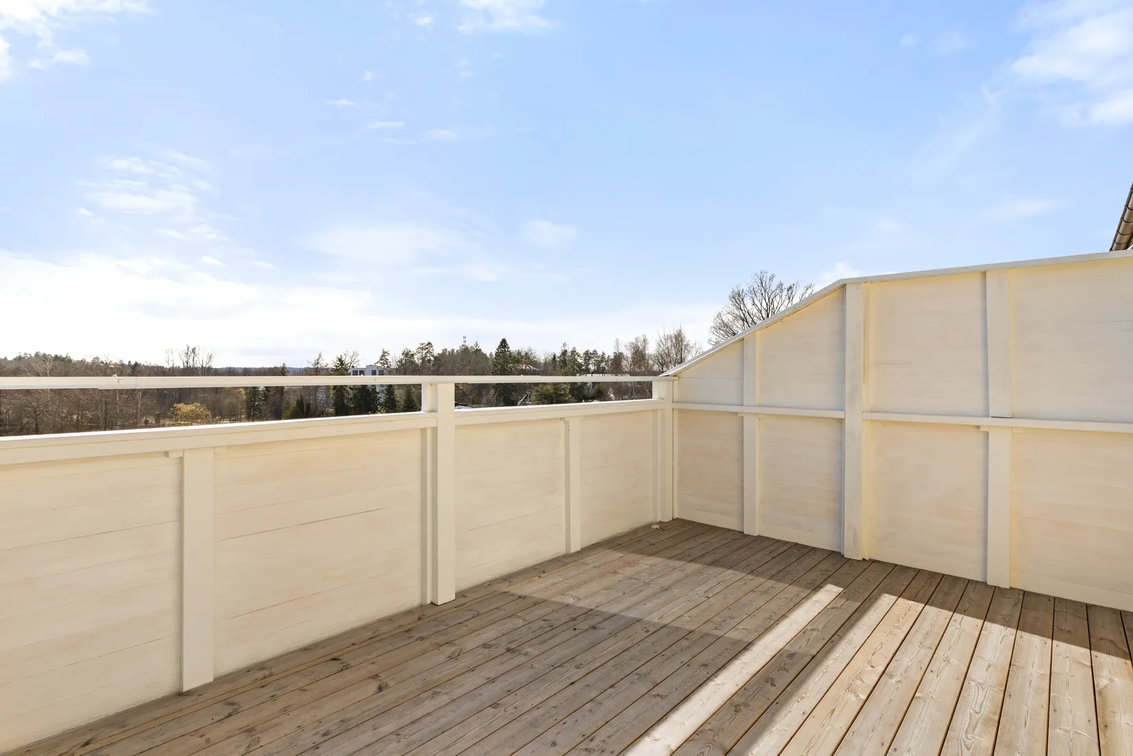 Radhus, Glädjegången 28, Trollbäcken, Tyresö