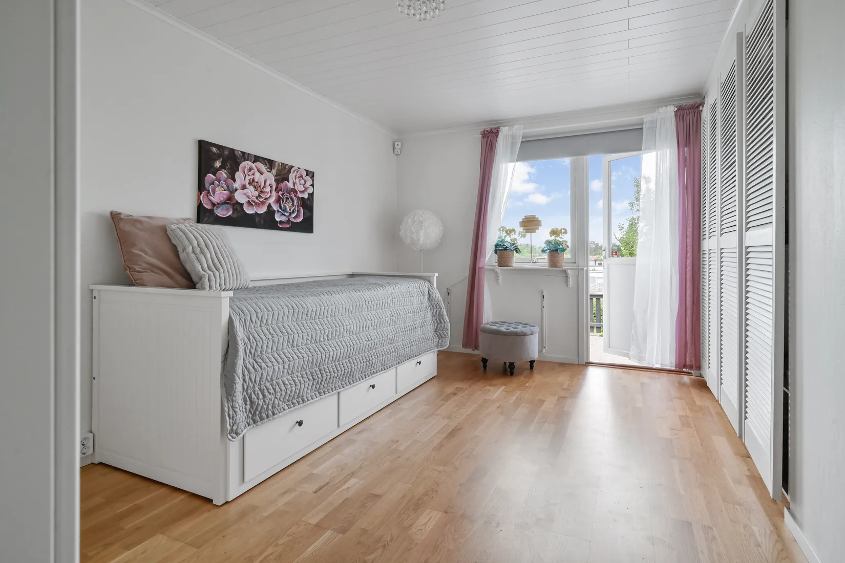 Villa, Huddungegränd 8, Brunnby Vik, Upplands Väsby