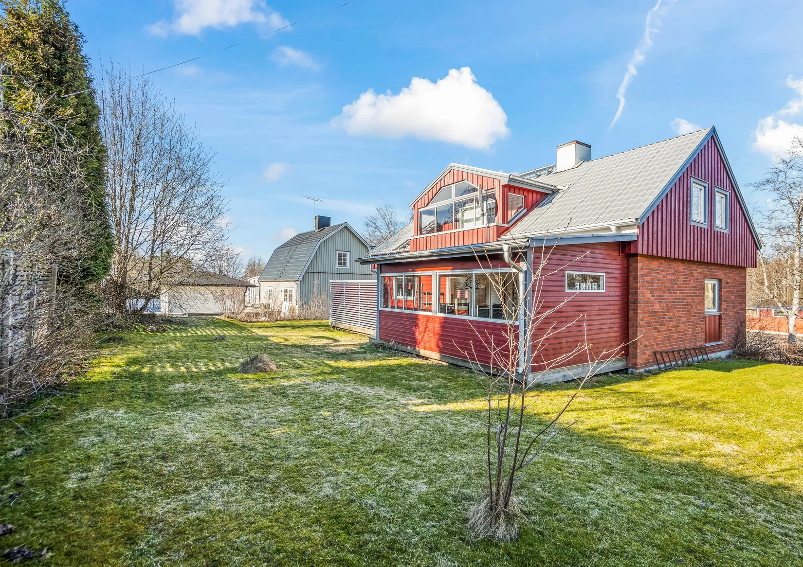 Villa, Högbovägen 90, Sandviken