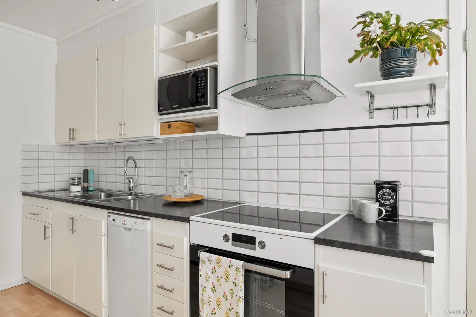 Bostadsrätt, Sotingeplan 38, 1tr, Spånga - Tensta, Stockholm