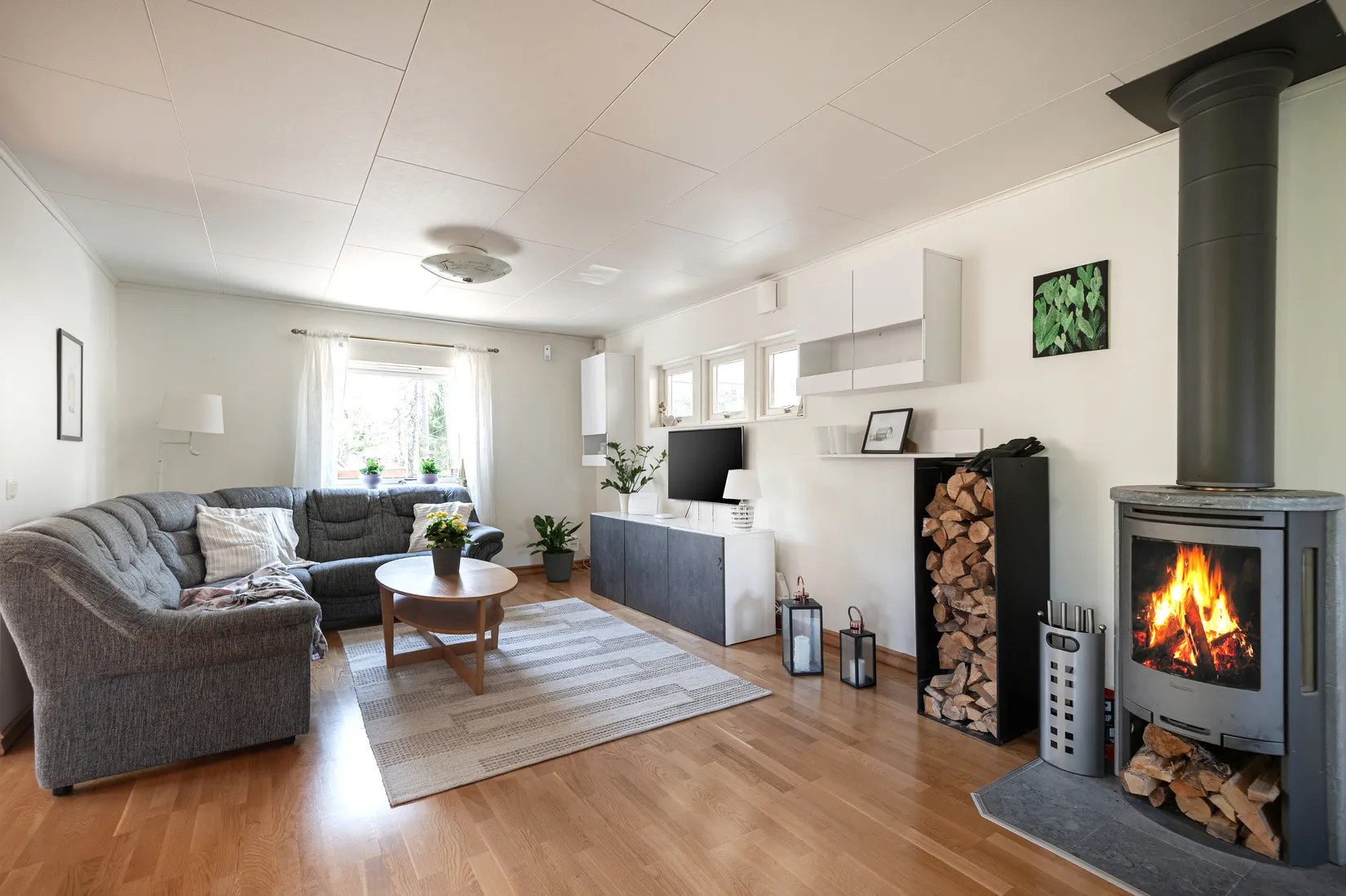 Villa, Salbergs väg 11, Tungelsta, Haninge