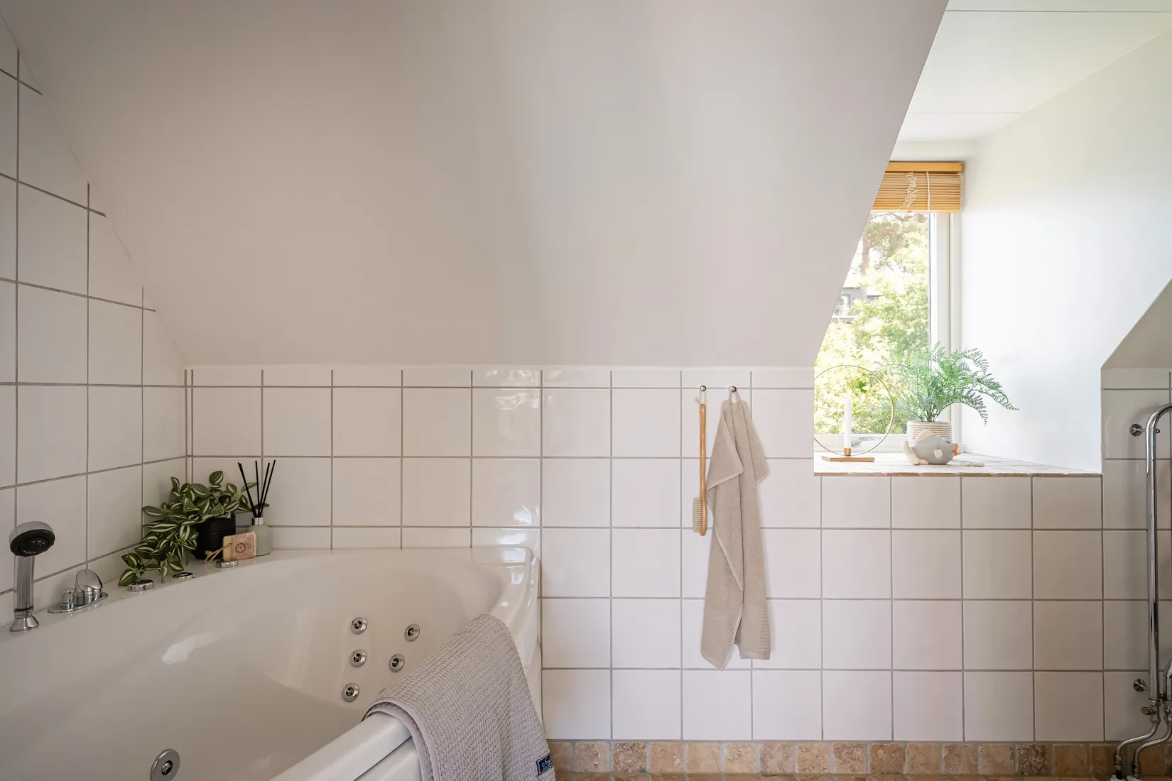 Villa, Källvägen 8, Närlunda, Ekerö