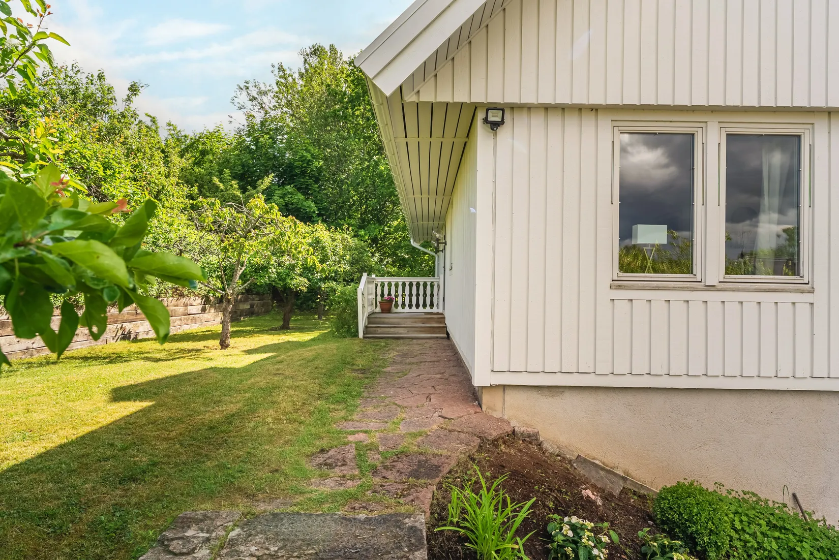 Villa, Källvägen 8, Närlunda, Ekerö
