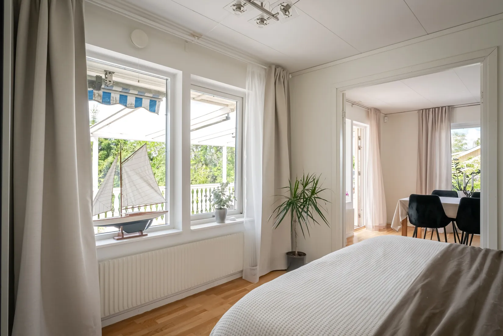 Villa, Källvägen 8, Närlunda, Ekerö