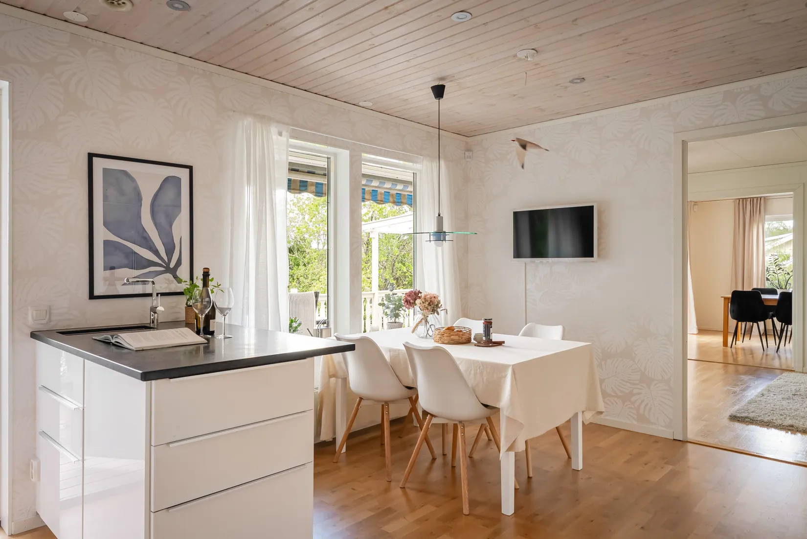 Villa, Källvägen 8, Närlunda, Ekerö