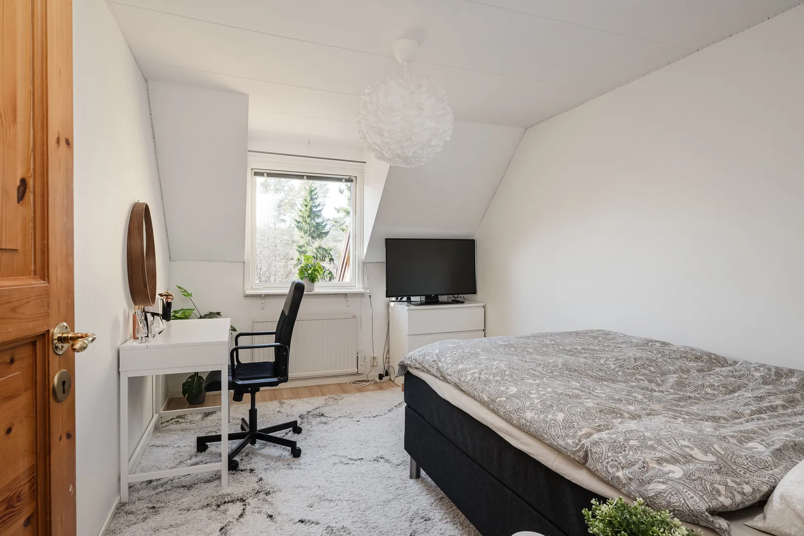 Radhus, Furuvägen 21, Hälletorp, Härnösand