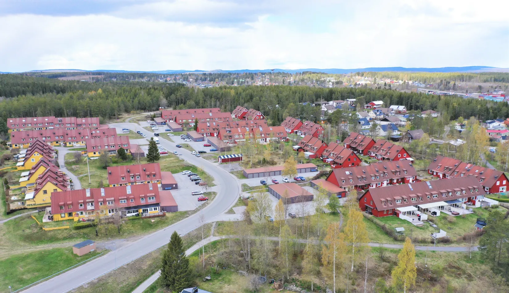 Radhus, Furuvägen 21, Hälletorp, Härnösand