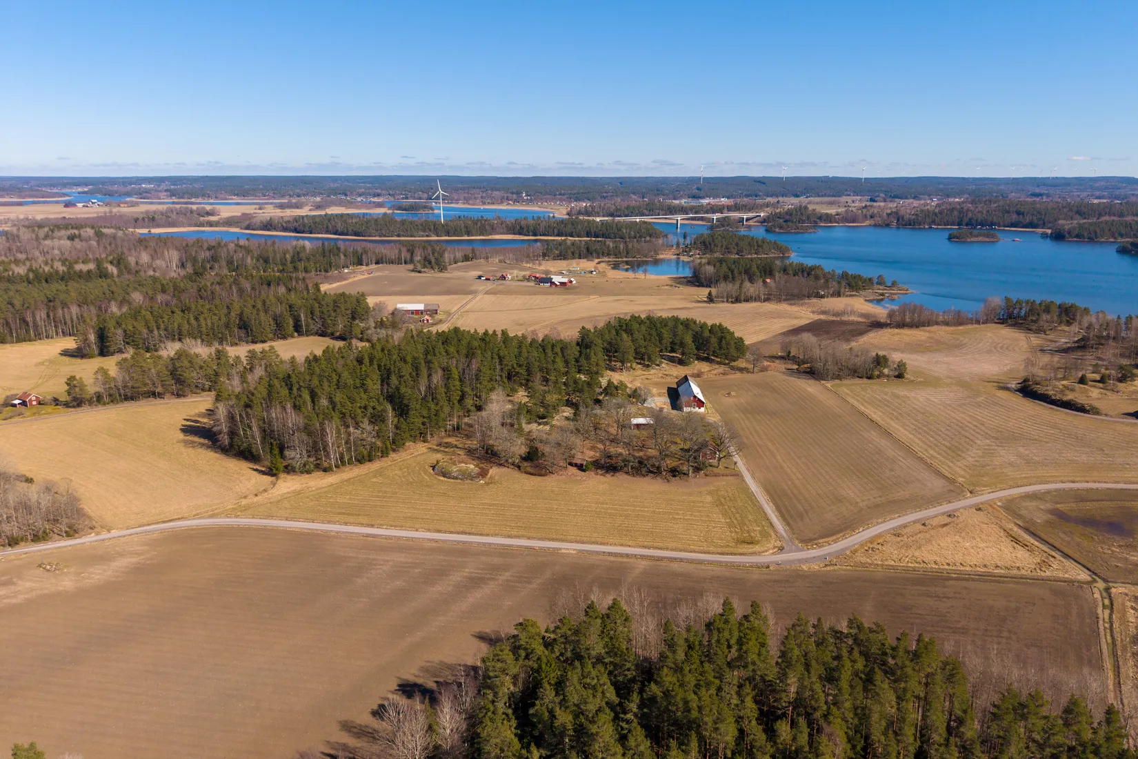Gård/Skog,  Tikanäs Åstnäs 513, Tikanäs, Askersund