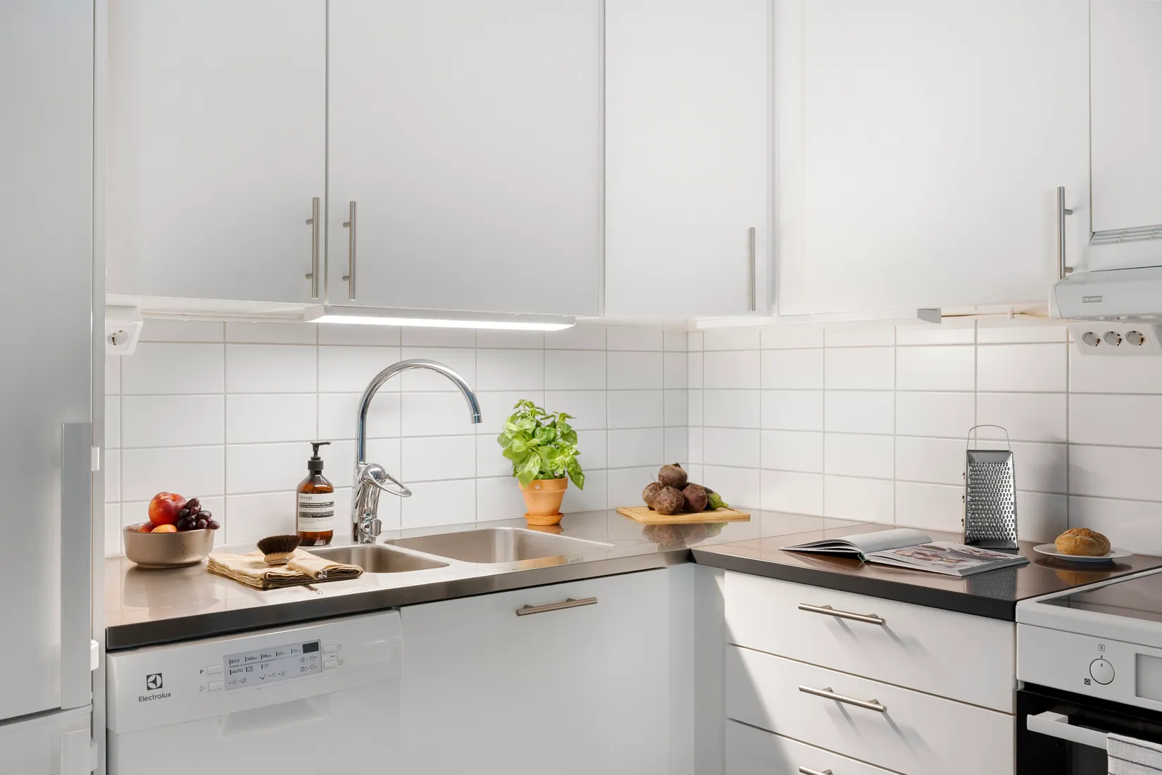 Bostadsrätt, Varmfrontsgatan 29, bv, Skarpnäck, Stockholm