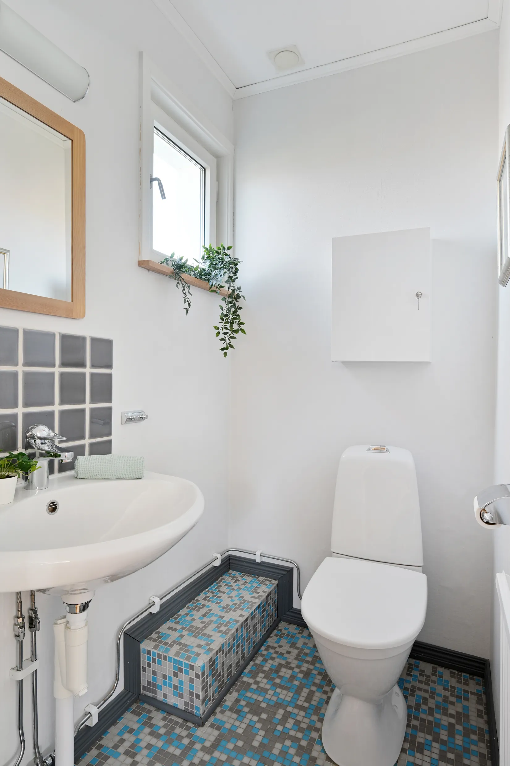 Villa, Törnbuskstigen 8, Spånga Solhem, Stockholm