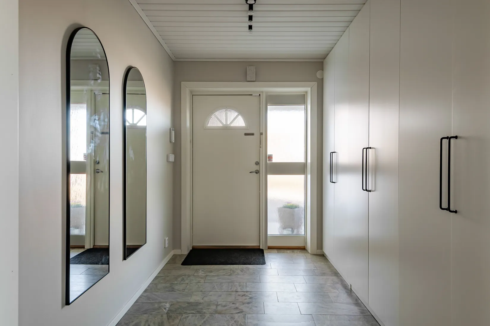 Villa, Holmsvägen 26, Nedre Holm, Motala