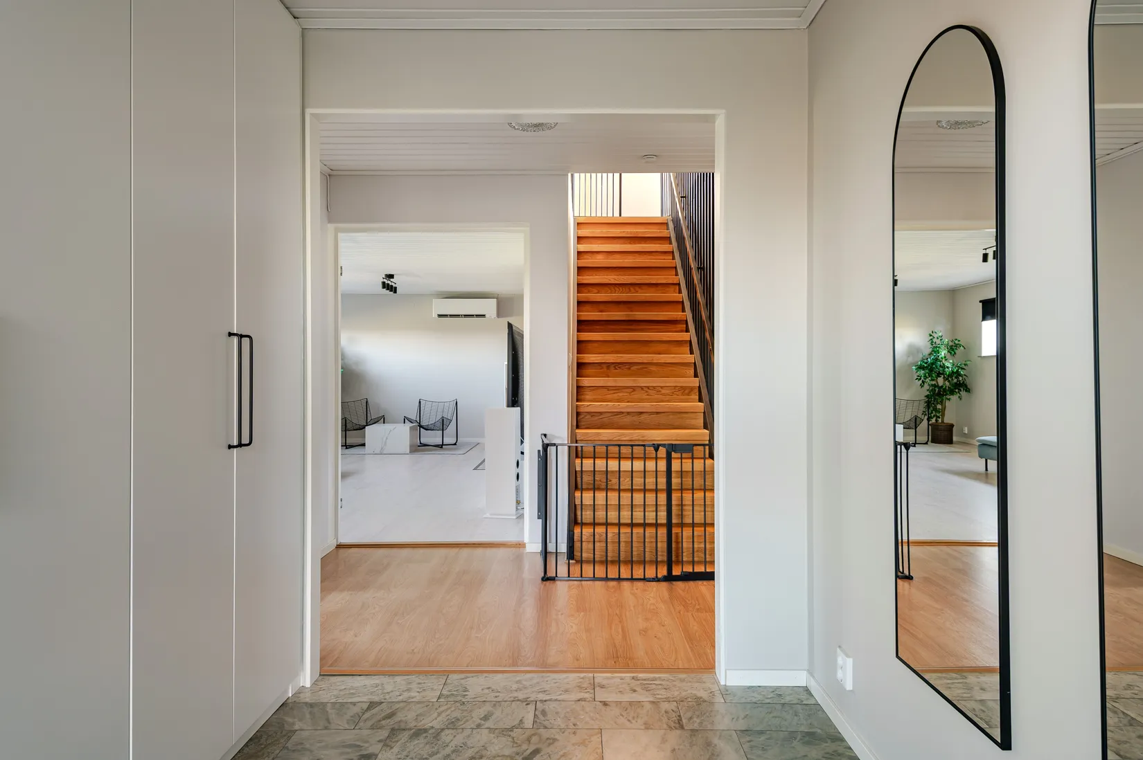 Villa, Holmsvägen 26, Nedre Holm, Motala