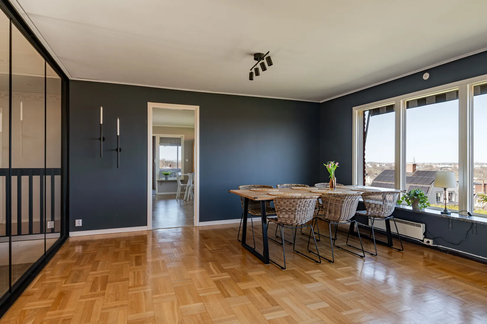 Villa, Holmsvägen 26, Nedre Holm, Motala