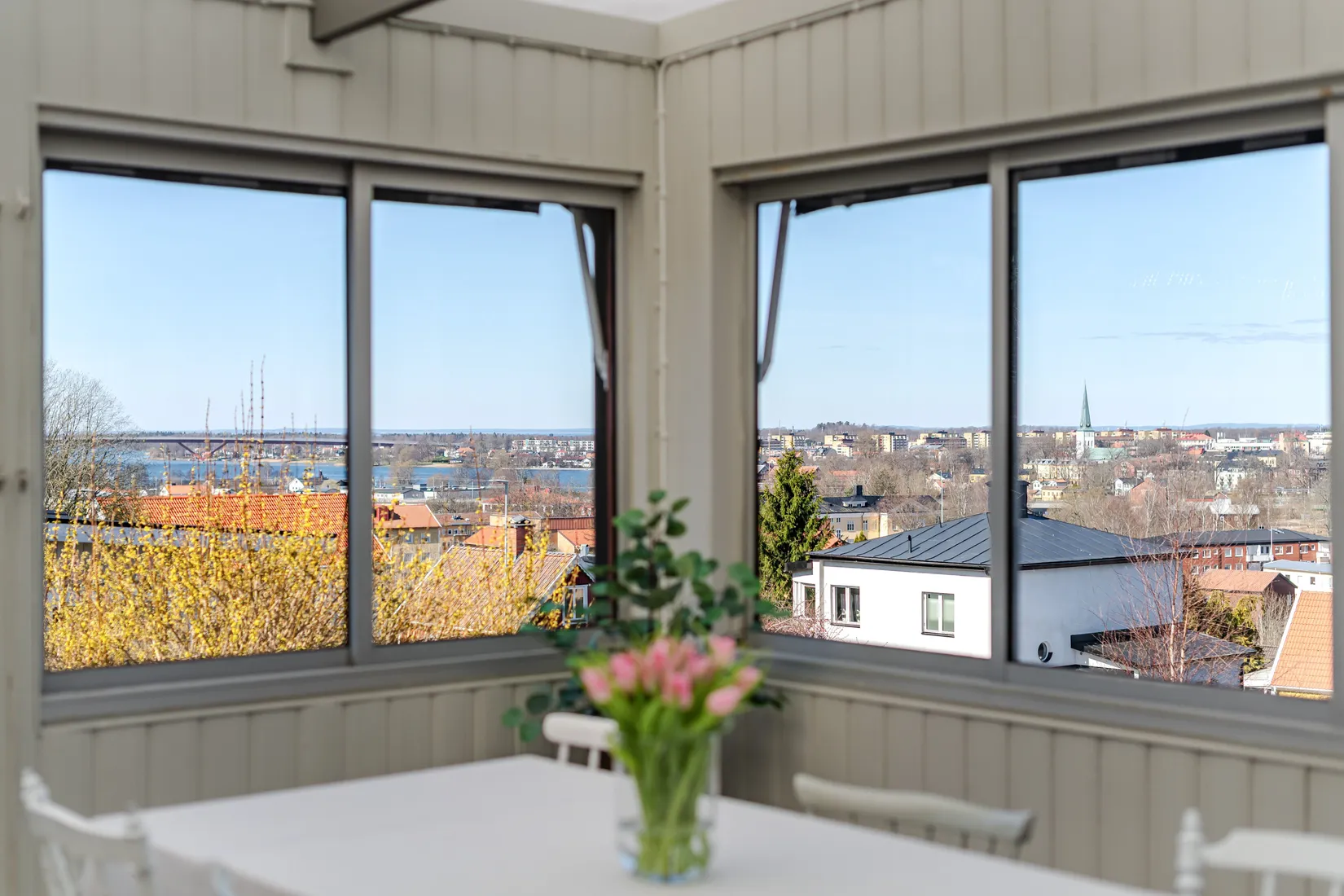 Villa, Holmsvägen 26, Nedre Holm, Motala