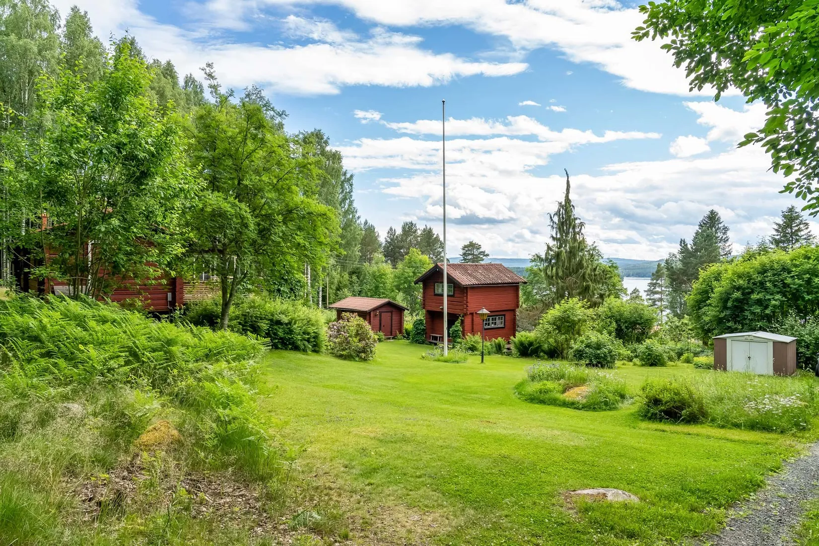 Fritidshus, Morhagsvägen 70 & 72, Morhagen, Ludvika