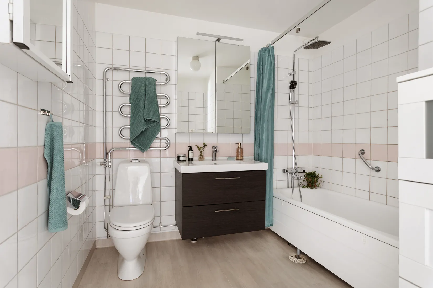 Bostadsrätt, Pilvingegatan 42, Skarpnäck, Stockholm