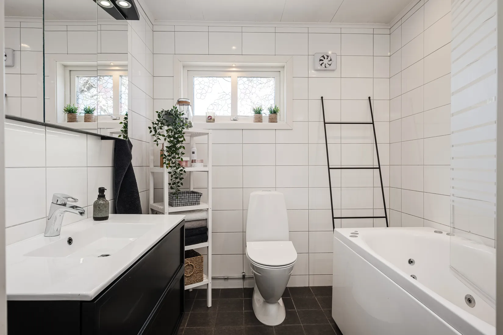 Villa, Tallvägen 3, Hälletorp, Härnösand