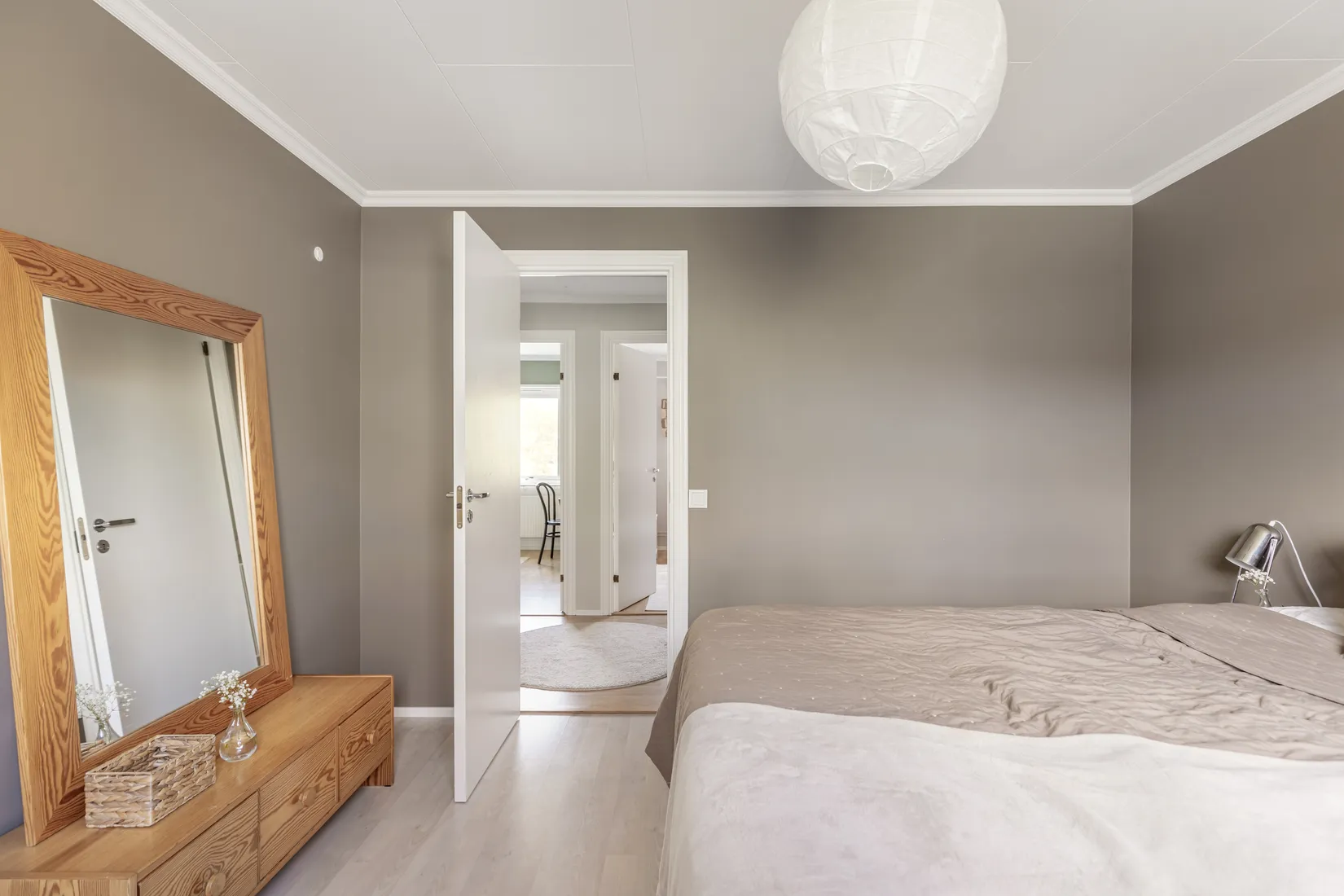 Bostadsrätt, Radhus, Kosmosgränd 56, Skälby, Järfälla