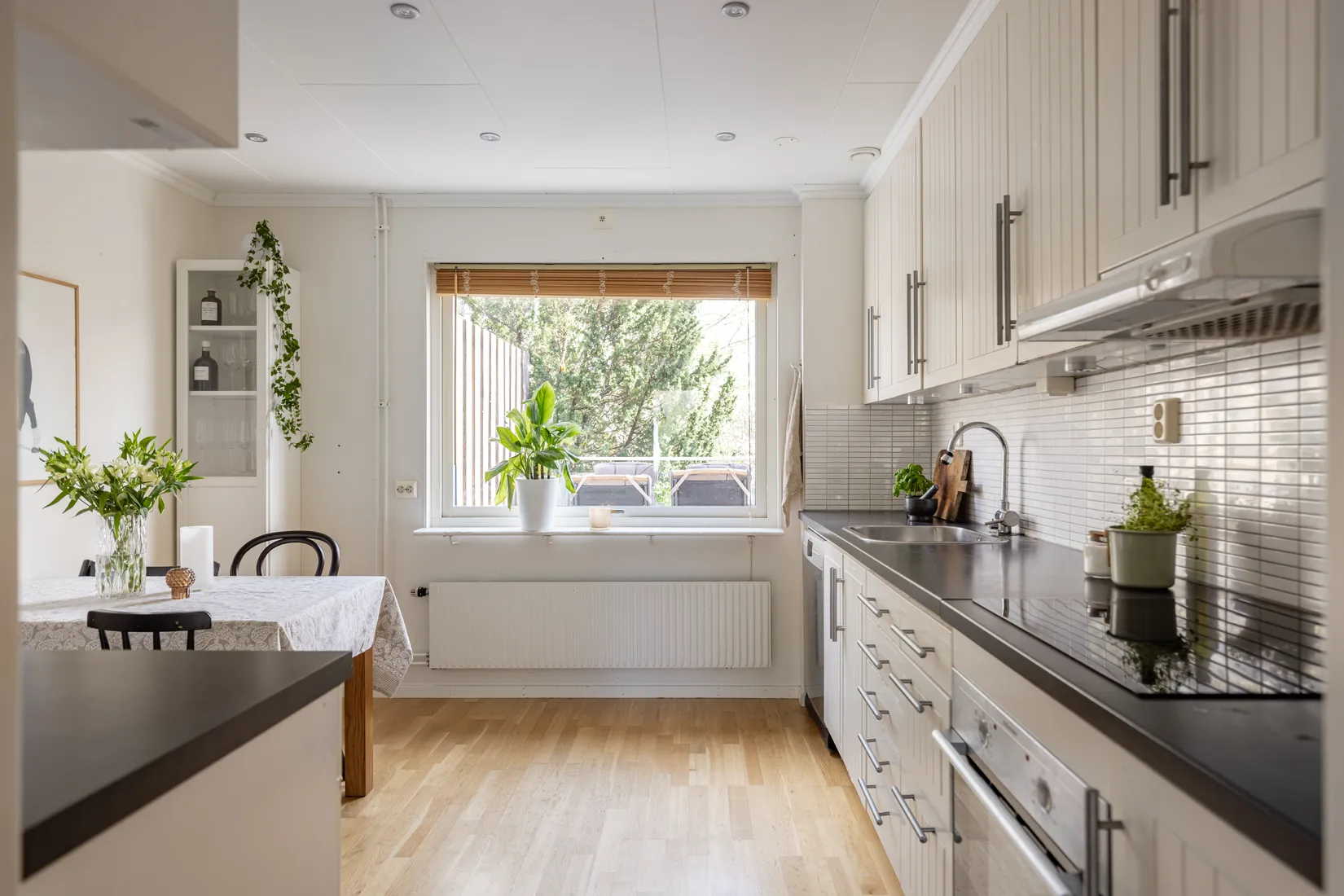 Bostadsrätt, Radhus, Kosmosgränd 56, Skälby, Järfälla