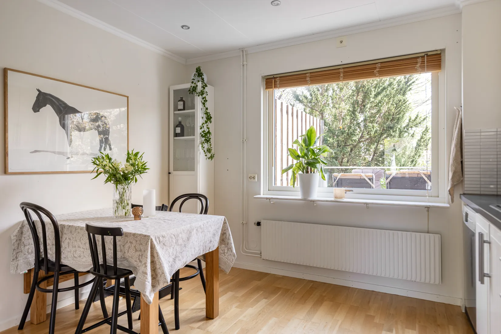 Bostadsrätt, Radhus, Kosmosgränd 56, Skälby, Järfälla