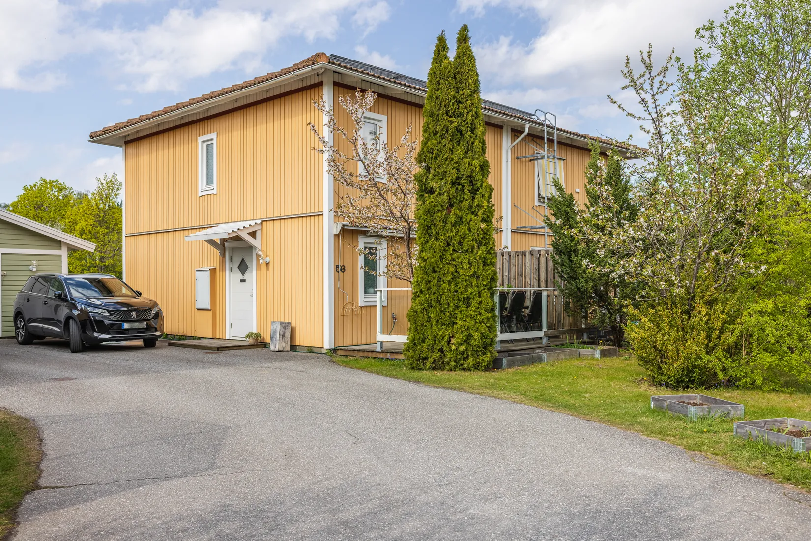 Bostadsrätt, Radhus, Kosmosgränd 56, Skälby, Järfälla