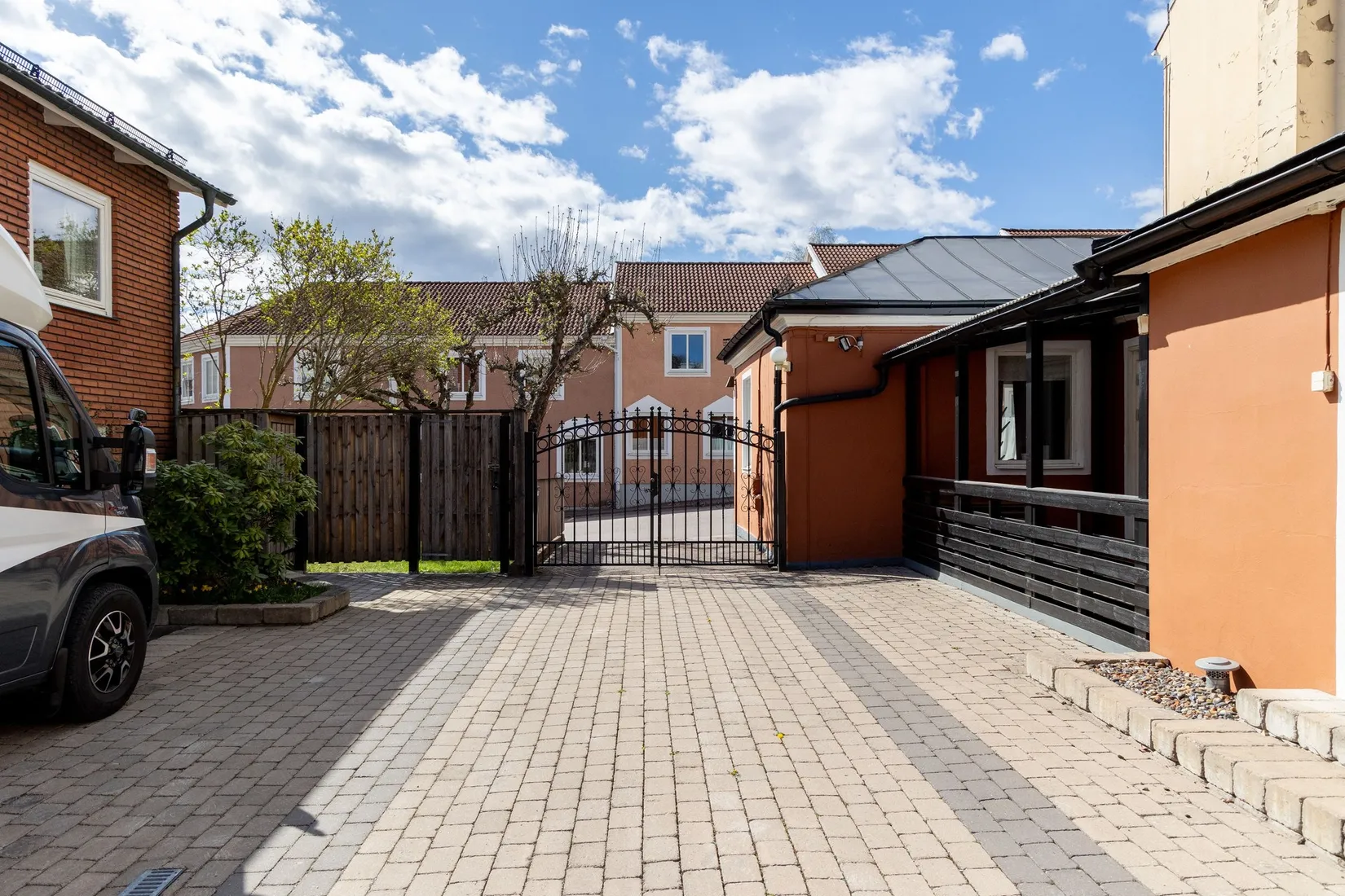 Villa, Trädgårdsgatan 10, Centrum, Oskarshamn