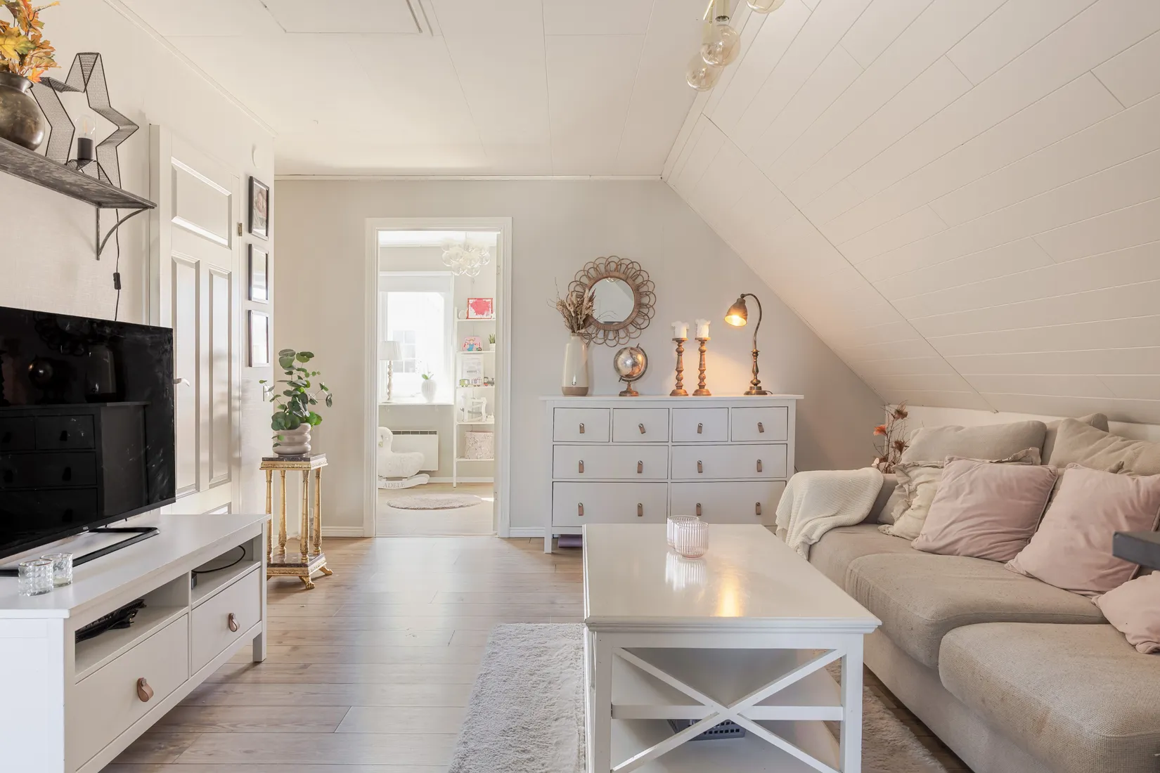 Villa, Järnringen 6, Motala