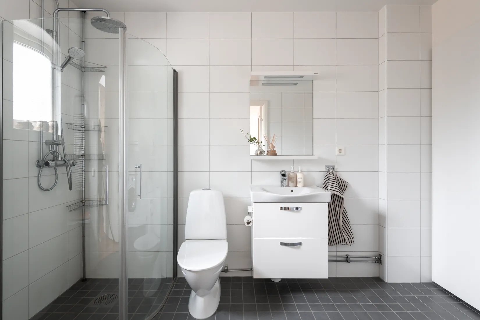 Bostadsrätt, Radhus, Balladgatan 3, Hestra, Borås