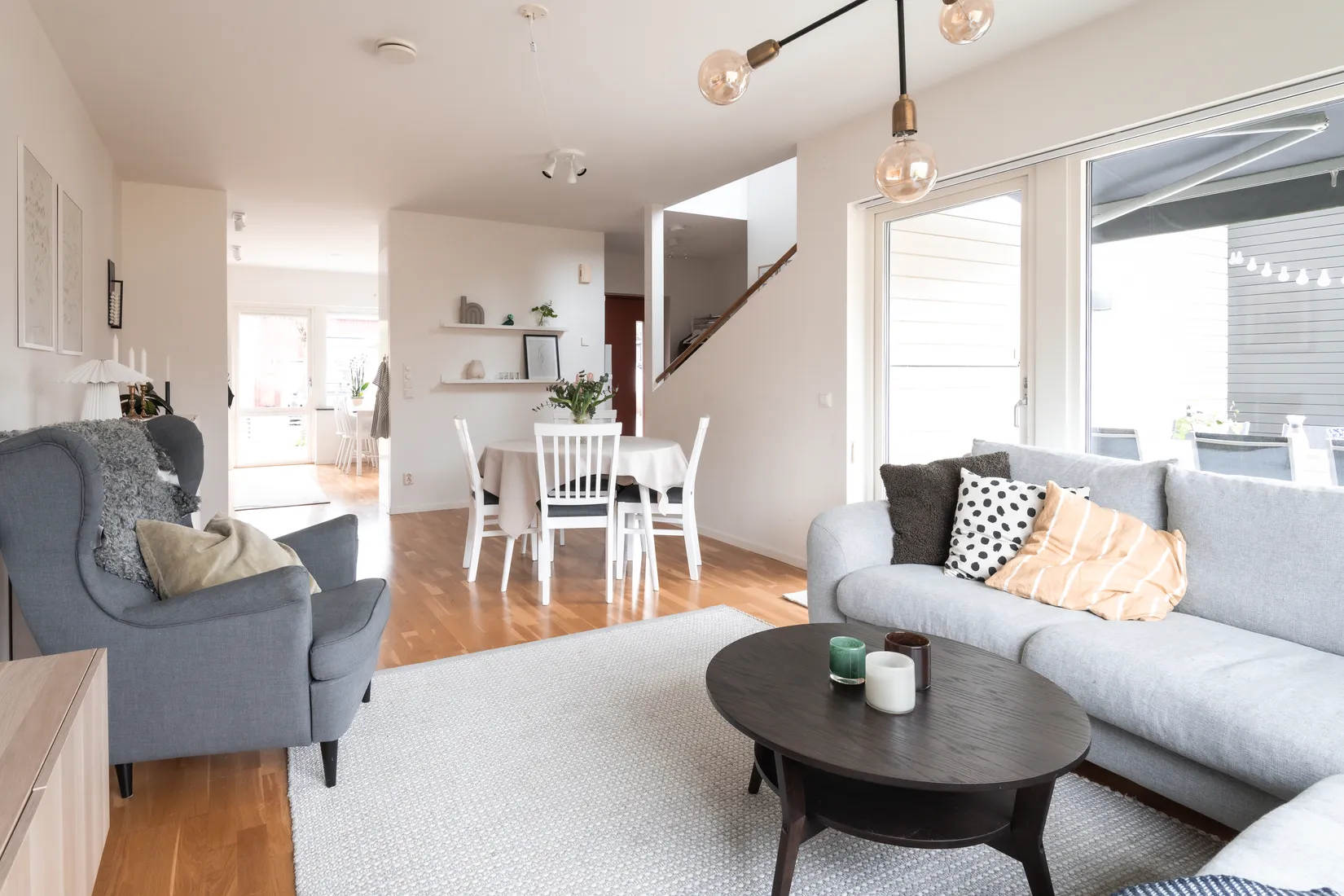 Radhus, Balladgatan 3, Hestra, Borås