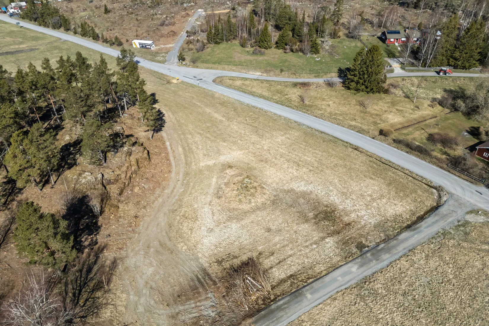 Gård/Skog, Trästa Broväg 128, Norrby, Norrtälje
