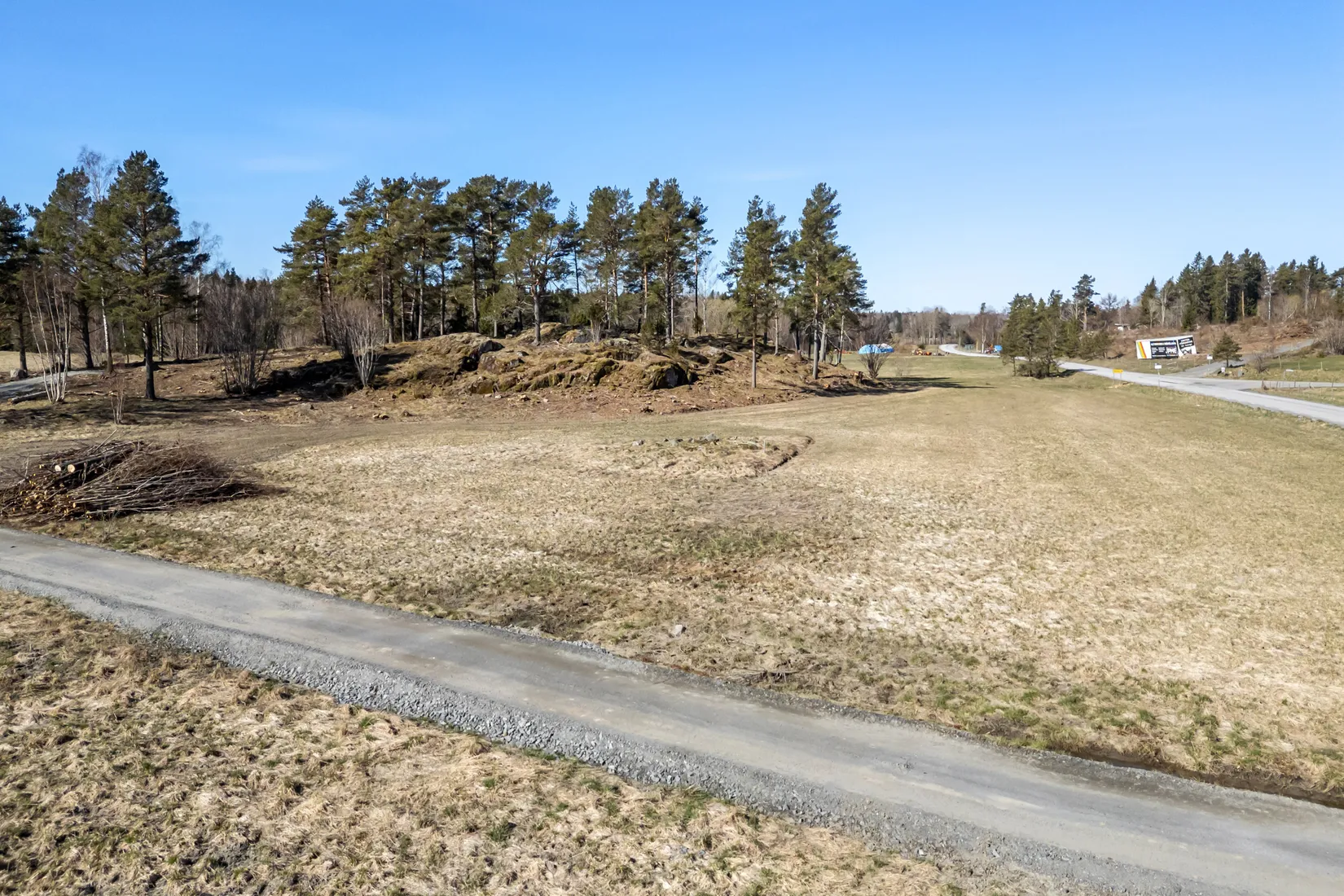 Gård/Skog, Trästa Broväg 128, Norrby, Norrtälje