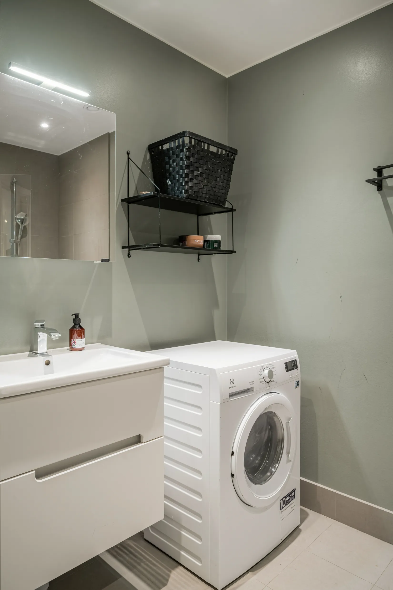 Bostadsrätt, Löfströms allé 2B, Centrala Sundbyberg, Sundbyberg