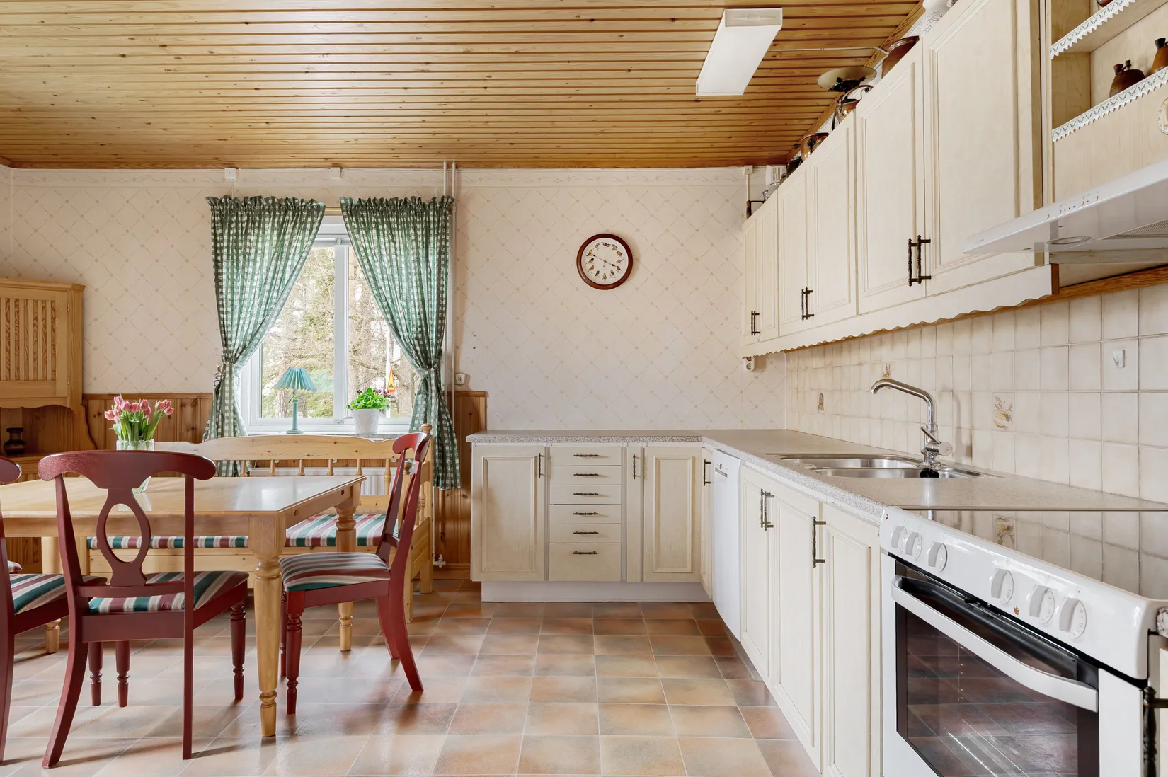 Villa, Vattugatan 6, Mjölby