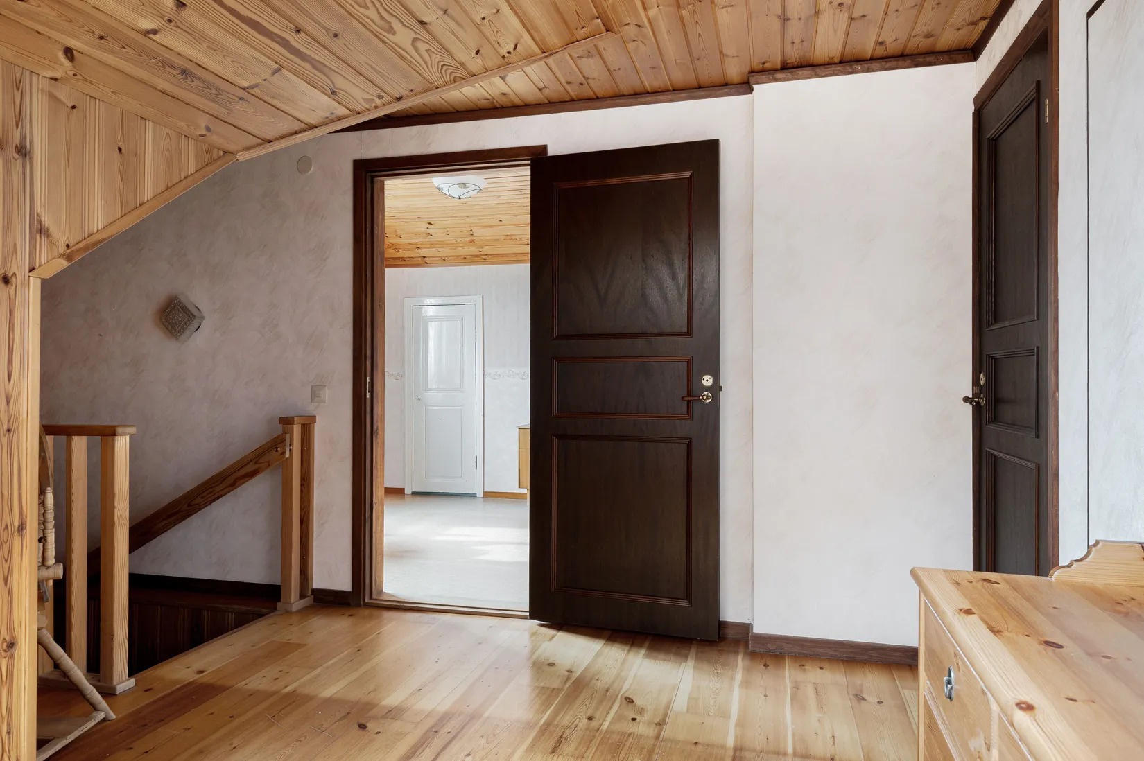 Villa, Vattugatan 6, Mjölby