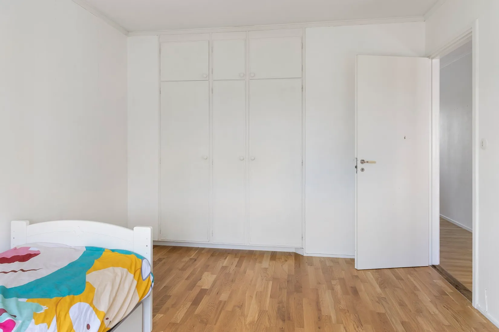 Villa, Dagsvärmargatan 9, Södra Skiljebo, Västerås