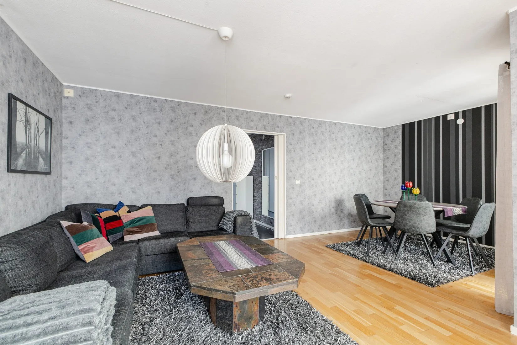 Villa, Ringensons väg 5E, Johannisdal, Köping