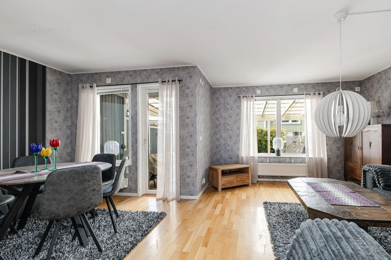 Villa, Ringensons väg 5E, Johannisdal, Köping